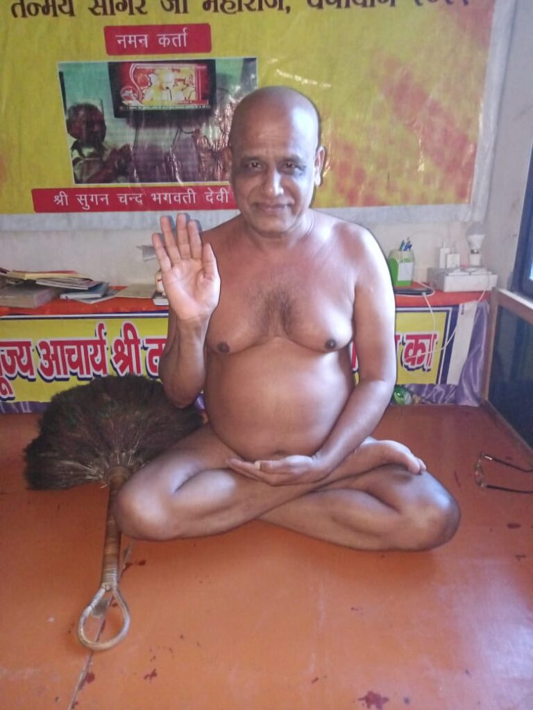 Acharya-Tanmay-Sagarji
