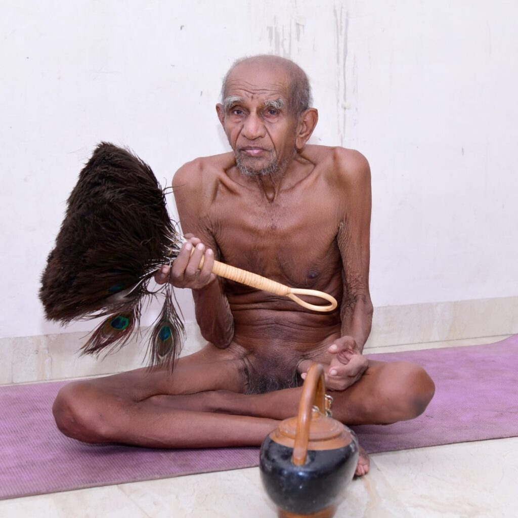 Muni Shri 108 Manmit Sagarji Maharaj