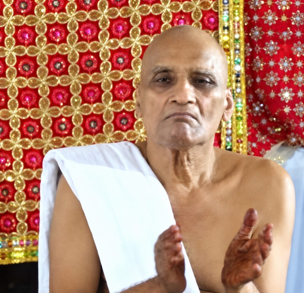 Kshullak Shri 105 Sunaysagarji Maharaj - क्षुल्लक श्री १०५ सुनयसागरजी महाराज (photo 3)